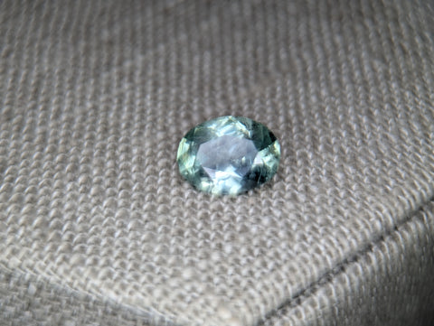 2.11ct GREEN BLUE OVAL MONTANA SAPPHIRE