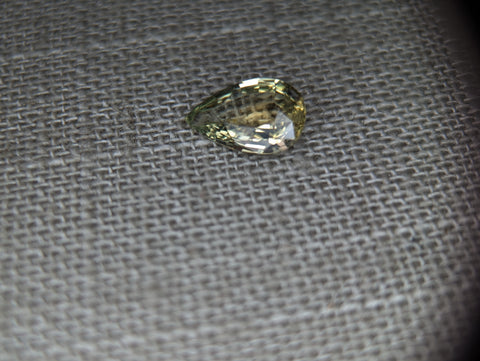 2.14ct GREEN/YELLOW BICOLOR MONTANA SAPPHIRE