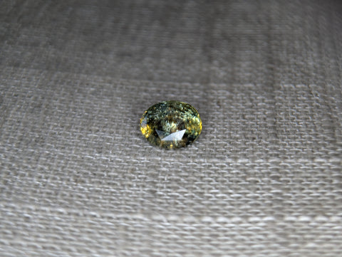 1.89ct SHATTER ME MULTI COLOR MONTANA SAPPHIRE.