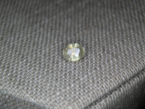 .94ct. STUNNING GOLD MONTANA SAPPHIRE