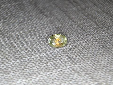 1.05cts. VERY RARE GOLDEN YELLOW COLOR, MONTANA SAPPHIRE