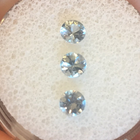 .90 CT WT MATCHING SET OF 3 ROUND CUT MONTANA SAPPHIRES - Blaze-N-Gems