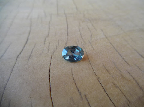 1.55ct Billiant blue Sapphire - Blaze-N-Gems