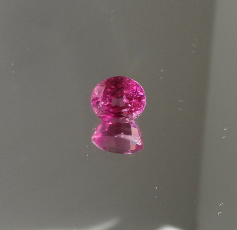 2.02cts. GORGEOUS! SPARKLING DEEP PINK LAB CREATED SAPPHIRE - Blaze-N-Gems