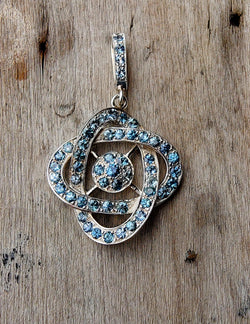 ETERNITY MONTANA SAPPHIRE PENDANT IN STERLING SILVER