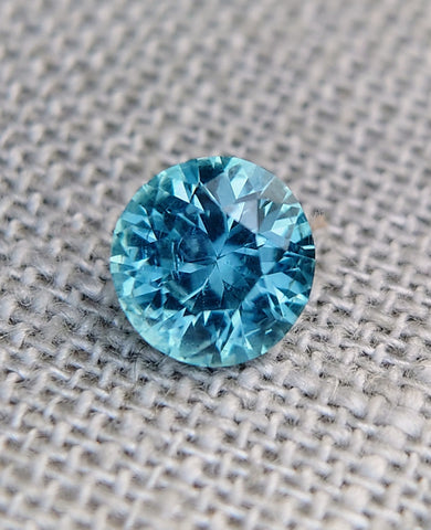 2.13ct STUNNING TEAL ROUND MONTANA SAPPHIRE