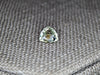 .98ct BEAUTIFUL PEAR GREEN/ GOLD TRILLION