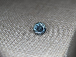 1.04ct DARK BLUE ROUND MONTANA SAPPHIRE