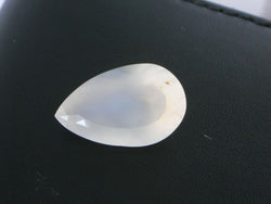 MONTANA GHOST AGATE WHITE/YELLOW GLOWING 14.21 CTS. - Blaze-N-Gems