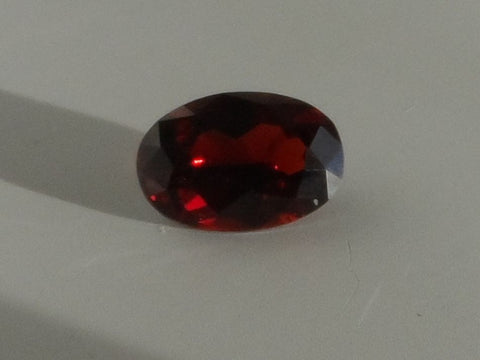 1.45 CTS. SPARKLING DARK BLOOD RED OVAL CUT MONTANA GARNET - Blaze-N-Gems