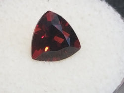 2.59ct beautiful trillion cut African Garnet - Blaze-N-Gems