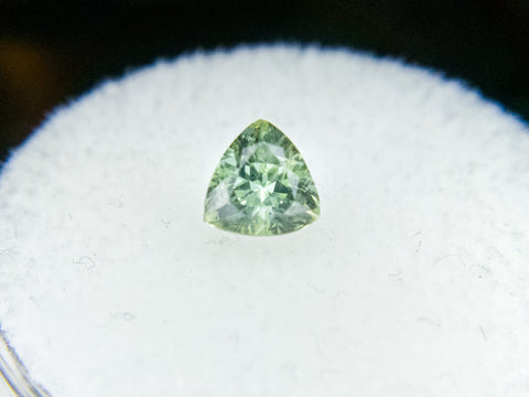 0.67ct TRILLION NATURAL MONTANA SAPPHIRE