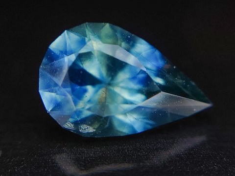 1.75ct STUNNING PEACOCK PARTI PEAR SHAPED MONTANA SAPPHIRE