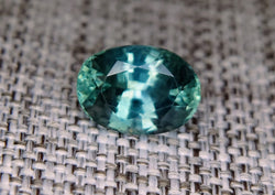 4.54ct INCREDIBLE TEAL TO LIGHT BLUE MONTANA SAPPHIRE