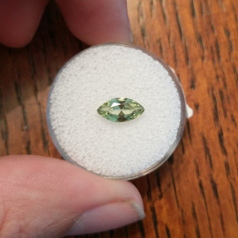 1.16ct LIME GREEN MARQUISE MONTANA SAPPHIRE ALL NATURAL - Blaze-N-Gems