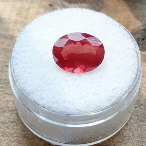 2.57ct EXCELLENT RED ANDESINE - Blaze-N-Gems