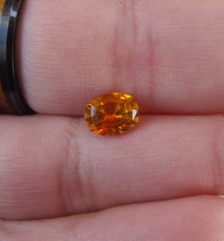 1.99ct PADPARADSCHA ORANGE MONTANA SAPPHIRE - Blaze-N-Gems