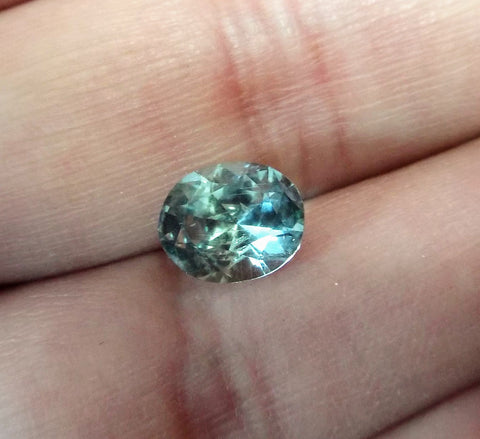 2.42ct SPARKING GREEN BLUE MONTANA SAPPHIRE - Blaze-N-Gems