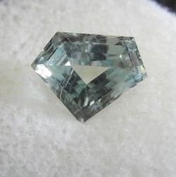 2.83ct UNIQUE CUSTOM CUT MONTANA SAPPHIRE - Blaze-N-Gems