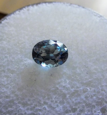 .85ct EXCELLENT CLARITY FIREBALL SAPPHIRE - Blaze-N-Gems