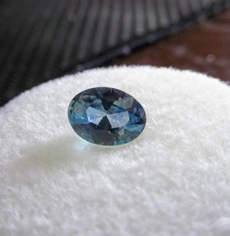 0.90ct BEAUTIFUL LIGHT BLUE LUSTERFUL MONTANA SAPPHIRE. - Blaze-N-Gems