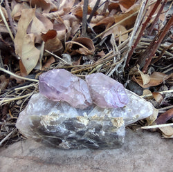 65.9 G ETCHED AMETHYST ON QUARTZ