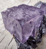 85.4 G BEAUTIFUL PURPLE FLUORITE SPECIMEN