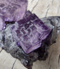 85.4 G BEAUTIFUL PURPLE FLUORITE SPECIMEN