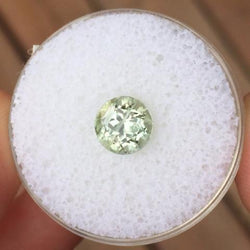 1.86 CT CUCUMBER GREEN MONTANA SAPPHIRE - Blaze-N-Gems