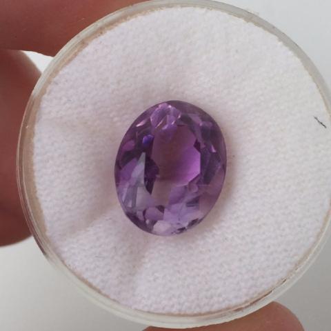 5.10 CT LIGHT PURPLE AMETHYST OVAL - Blaze-N-Gems