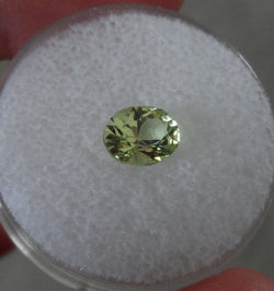 1.28cts. GORGEOUS & RARE LEMON YELLOW MONTANA SAPPHIRE - Blaze-N-Gems