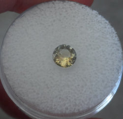 .69 CT. SPARKLING GOLDEN YELLOW COLOR ROUND CUT MONTANA SAPPHIRE - Blaze-N-Gems