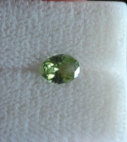 .55 ct. GORGEOUS LIGHT LEAF GREEN SAPPHIRE - Blaze-N-Gems