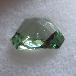 2.06 CTS. LEAF GREEN COLOR CUSTOM 'KITE' CUT MONTANA SAPPHIRE - Blaze-N-Gems