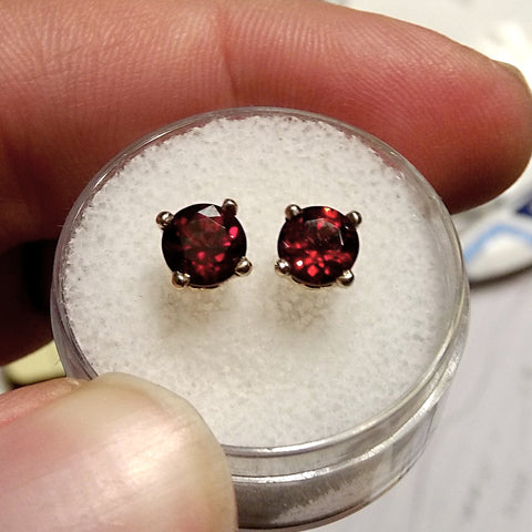 14k GOLD MONTANA GARNET STUD EARRINGS - Blaze-N-Gems